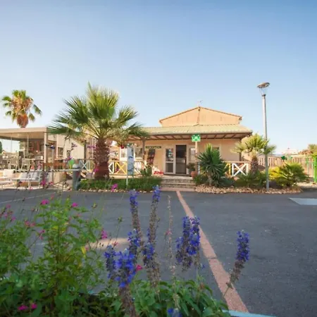 Camping 4 étoiles - Piscine - Ccbbecd