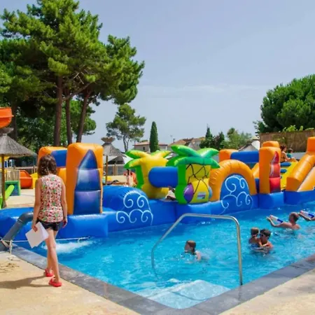 Camping 4 étoiles - Piscine - Ccbbecd