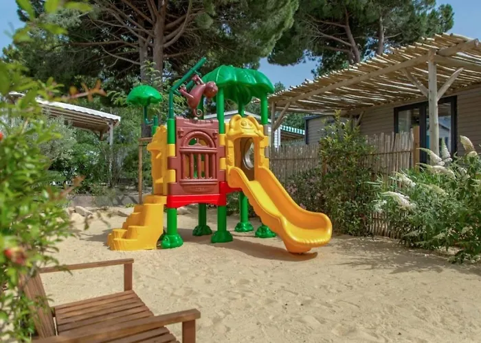 Parque de Campismo 4 Etoiles - Piscine - Ccbbecd *