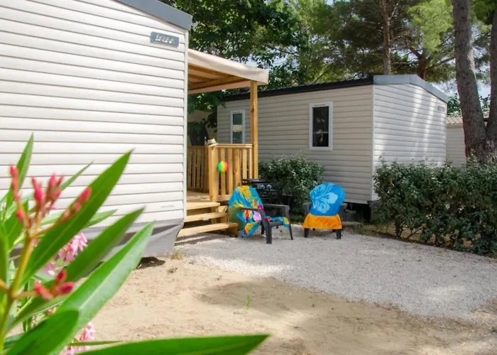 Parque de Campismo 4 Etoiles - Piscine - Ccbbecd