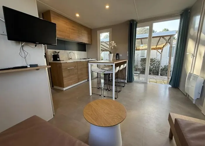 Parque de Campismo 4 Etoiles - Piscine - Ccbbecd *