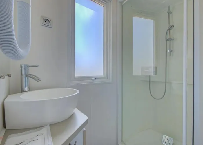 Parque de Campismo 4 Etoiles - Piscine - Ccbbecd